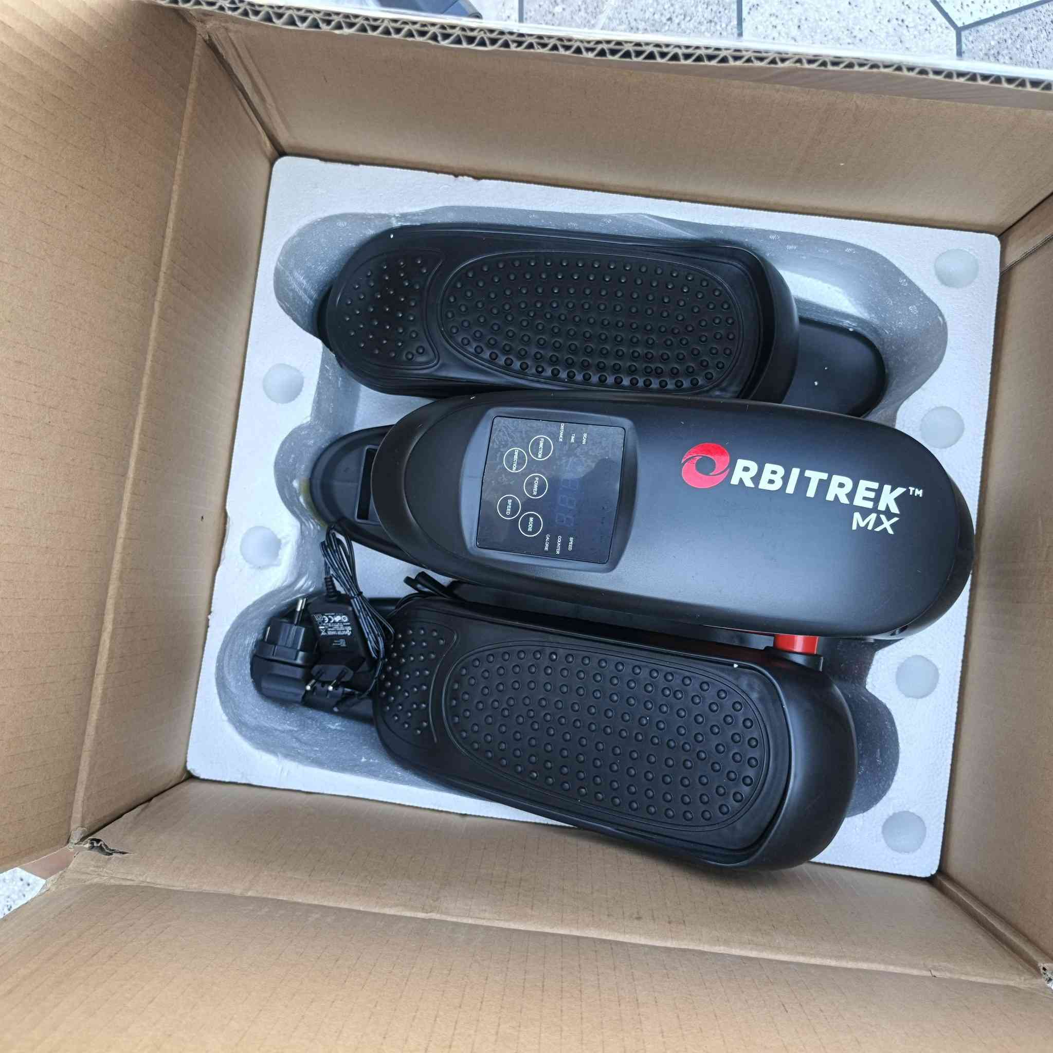 سلام عليكم غراض اللبيع سعرهن رخيص كلش موطور مي +مكنسه تغسل و تكنس +جهاز ركض +غطاس مي أكرر سعرهن رخيص لأن آخر قطع تصفيه


**إذا كنت صاحب هذا الإعلان وتريد حذفه لأي سبب، رجاءا أرسل رسالة إلى الدعم الفني**