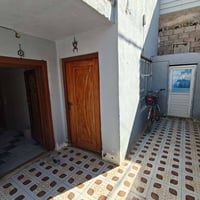 مساحة 112 م² ركن (داخل الفرع )  يتكون من طابقين 3 غرف  الارضي غرفة نوم...