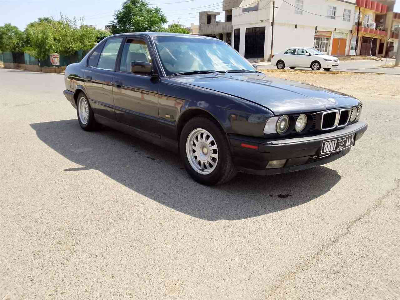 BMW     ئاڕمی پلاستیکی سلێمانی
 گێڕو مەکینە بەشەرت
 بێ دەعمو لێدان 
بۆیاغی نیە
 ئاڕمی پلاستیکی سلێمانی 
بەشەرتی ئاڕمو ئەوەلیات 
فول مواسەفاتە بەس عادیە 
نرخی 34گەڵاو مەجال
ژمارەی خاوەنی *********** 
*********** السليمانية, العراق
