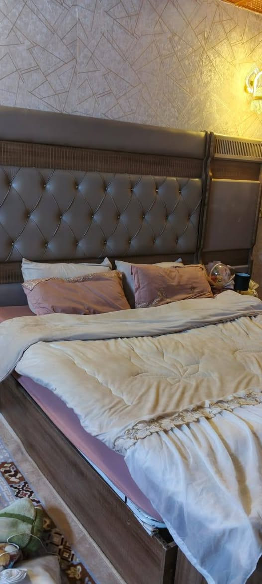 غرفة تركي 12قطعه السعر 900وبيهه مجال للشراي العنوان كربلاء حي العسكري للاستفسار خاص


**إذا كنت صاحب هذا الإعلان وتريد حذفه لأي سبب، رجاءا أرسل رسالة إلى الدعم الفني**