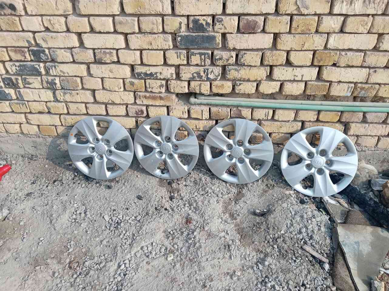 سلام عليكم  كبات حجم  15 يرهمن كيه اوبتيما  ويرهمن سيراتو او فورتي مكان الناصريه  سعر 40............ ***********
