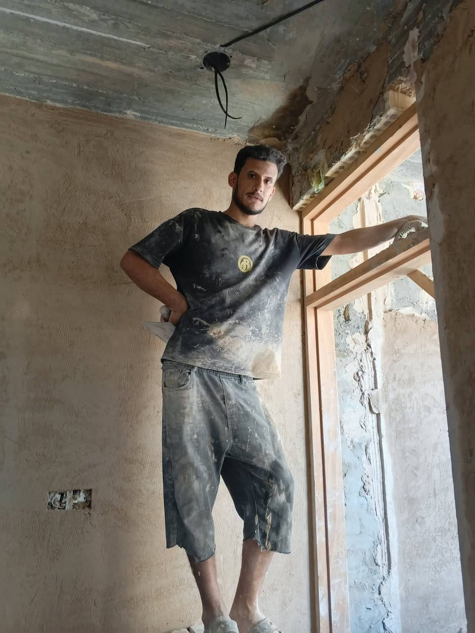 كادر خلفات جص او بورك شغل درجه اوله
عمل هندسي تستلم مهندس 
الالتزام بلمواعد ونضافة العمل 
تشميع جص بورك 7
طرطشه جص بورك 6
اي استفسار اتصال او بلخدمه ***********
