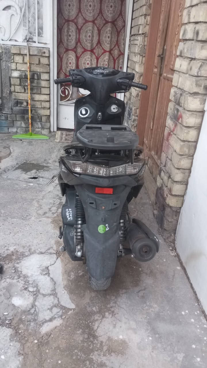 السلام عليكم دراجه سكنس لد كفاله من التبخير والصوت دراجه جديده ومابيها نقص السعر مليون و 200 مكانها بغداد 
***********
