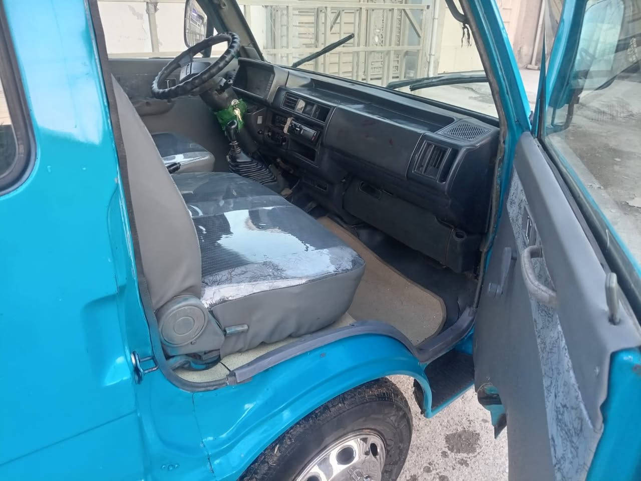 كيه بنكو رقم بغداد دولي ٧جنكال 
كير اكسن محرك نضيف دوشمه جديده 
كهربايات شغاله تخم تاير باور مشط نضيف
 السعر ٦٢ $.    ***********
مكاني بغداد
