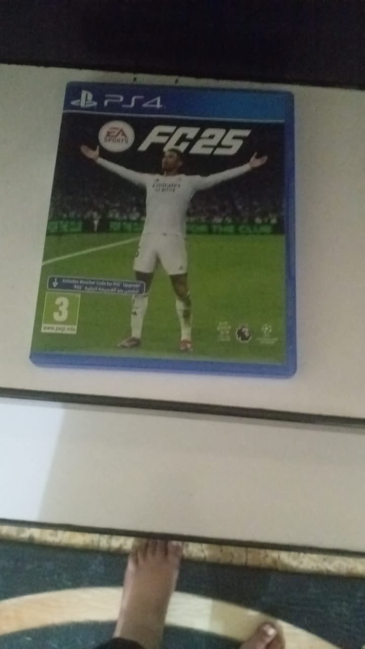 بلي فور للبيع ويا خمس اقراص العاب
للاستفسار الاتصال ع رقم ***********
