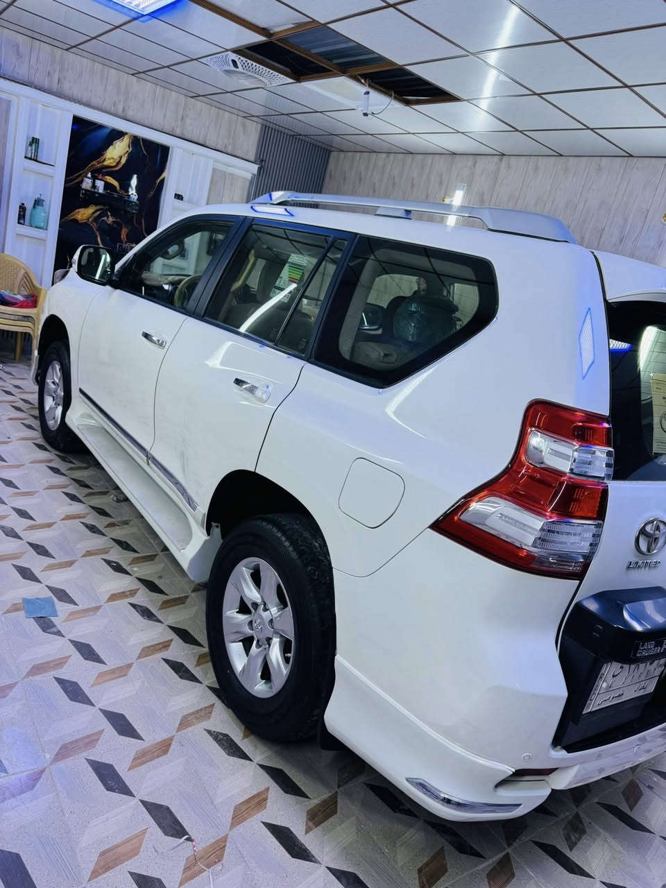 السلام عليكم
برادو TXLللبيع موديل 12 محدث 17 
سياره حلوه مال جناي سياره احله من الصور دبل تانكي فول موصفات تخم تاير رقم بغداد تحويل ثاني يوم كير ومحرك كفاله حداديه كفاله سياره أجمل من الصور بهواي     مكان الانبار عامرية الفلوجه  التواصل *********** السعر اتصل وتدلل ***********
