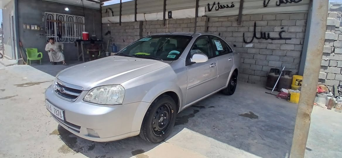 السلام عليكم 
اوبترا ٢٠٠٦ بابل بسمي سنوية جديدة 
محرك كير حدادية حاوية دوشمة عام
سيارة جاهزة من كلشي ٦٥ وبيه مجال بسيط 
مراوس اوبتما او سوناتا 
***********

