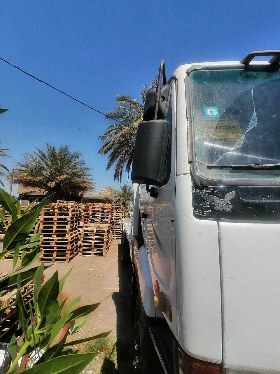 للبيع نيسان موديل 2002 رقم بغداد بسمي 4طن 10برغي مكينه كير اكسل شواصي مكفول مكاني بغداد تاجي  سعر 140$ وبيه مجال أي ستفسار    ***********
