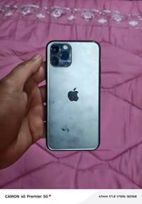 ايفون 11 برو 256  شاشه بيها حبر شويه جهاز بلادي فقط قافل ايكلود يفتح ت...