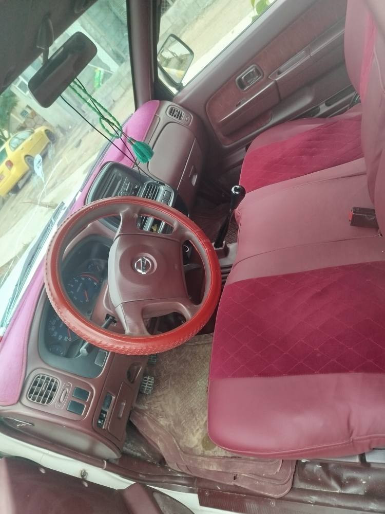 نیسان پیکاب مۆدیل2009 سێ پارچەی پێشەوەی بۆیاخە بەبێ ناوگرتن 170هەزار ڕۆشتوە ومەکینەی نەکراوەتۆ گێڕومەکینەوئەکسلی بەشەرتە سەنەوی تازەیەتا2030
تەنهافرۆشتنە 123گەڵاو مەجال 
*********** السليمانية, العراق
