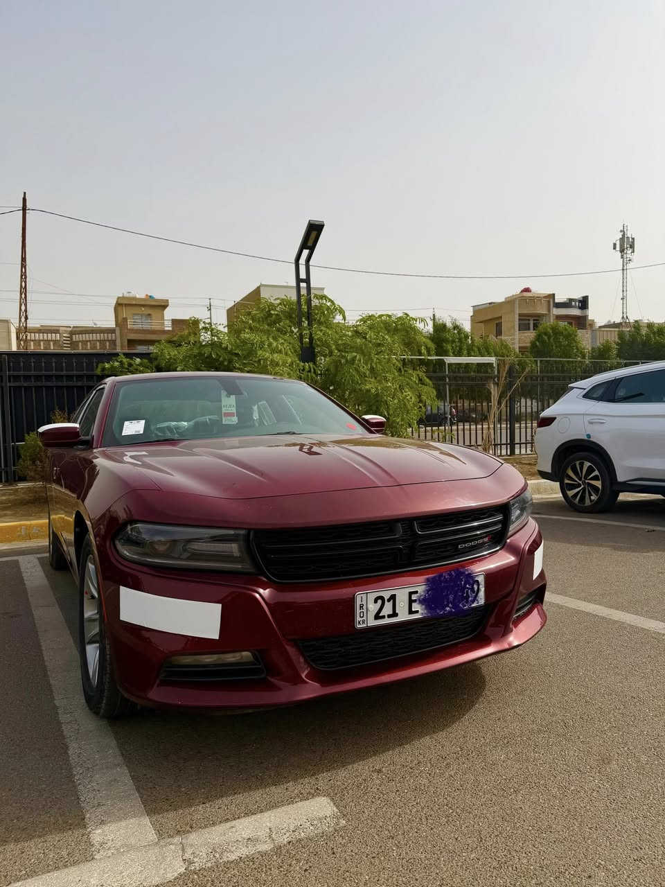 سلام عليكم
جارجر 2020 
موصفات SXT  
وارد امريكي 
حادثه فقط كسر بل دعاميه 
وصوره الحادث بل منشور 
مكفوله كفاله عامه عدا صبغ شويه بحاملغ الخلفي 
رقم سليمانيه هزه وفحص جدد 
العداد. 65 الف كيلو متر 
مكاني بغداد. البياع 
السعر 223 ورقه وبيهه مجال 
***********
