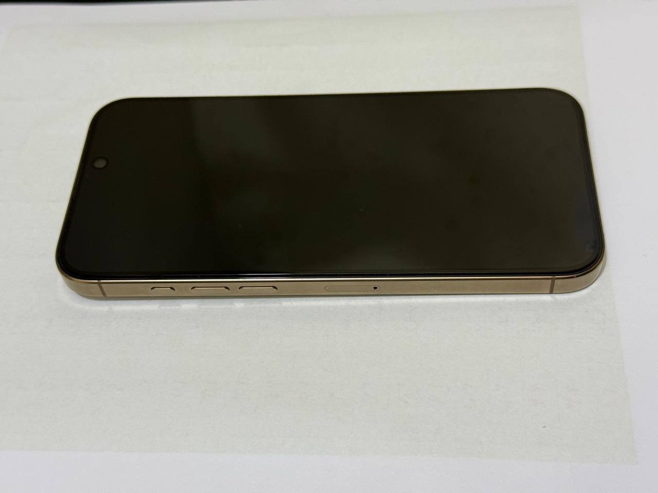 السلام عليكم ...
ايفون 16 برو ماكس شرق اوسط
استخدام قليل حاله حال الجديد
ضمان الى شهر العاشر 2026
اول استخدام سبتمبر 2025
ذاكرة 256
حالة البطارية 100%
عدد الدورات 87 
ملحقات كارتونه 
السعر 1.650.000  
العنوان بغداد حي العامل
***********
