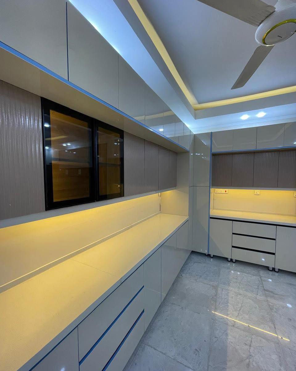 ليس مجرد مطبخ…  
بل مساحة تُصنع فيها التفاصيل الجميلة ✨  

نصمم مطابخ عصرية بخامات فاخرة  
تشطيب دقيق ✨  
ألوان متناسقة 🎨  
وتفاصيل تعكس ذوقك الرفيع  

لأن بيتك يستحق الأفضل 🤍  

اختياركم لنا هو الخيار الصحيح 

للحجز والاستفسار  اكثر يرجى الاتصال عبر الارقام التالية 

‏              

0774 283 1131

0783 738 5258

او زيارة موقعنا الكائن  بغداد العامرية شارع العمل الشعبي بجانب صيدلية المعروف 

#بغداد_بصرة_موصل_الكويت_الخليج_دبي_الامارات_السعودية_العراق_حلوات_لبنان_سوريا_فلسطين #مطبخ #ترند #البصرة #مطابخ #الانبار #ديكورات #انستا #العراق #بغداد #تصوير #ديكورات_بغداد #تصميم #ريلزات #انستقرام #ديكوراتداخليه #تصميمي #ديكوريشن #ستوريات #فيسبوك #تصويري #مطابخ_بغداد #مطبخ_عملي #ديكور #مطابخ_فخمة #مطابخ_مودرن #ديكورات_مودرن #جودة_عالية #الجميع #بغداديات
