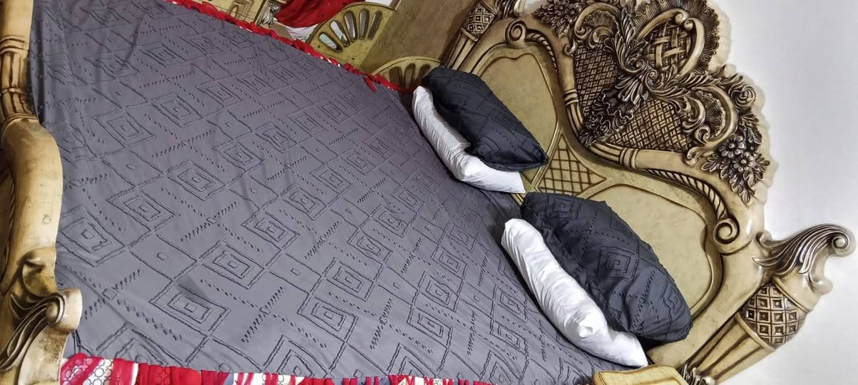 السلام عليكم غرفة ماليزي للبيع عدد 7قطع جرباية كومديات ثنين ميز مرايا كنتور ميز بلازمة زاوية بسعر 250 لف عنوان بغداد المشتل المعلمين قرب جامع مالك بن أنس


**إذا كنت صاحب هذا الإعلان وتريد حذفه لأي سبب، رجاءا أرسل رسالة إلى الدعم الفني**