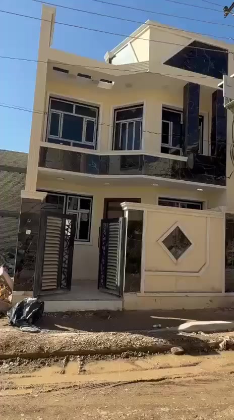 دار للايجار مساحته ١١٠م يتكون من ٣ غرف نوم وصاله ومطبخ وصحيات  ايجاره ٧٥٠ الف عوائل فقط
موقعه الدوره شارع مصافي زراعي الملا 

للاستفسار مكتب الكرم ***********
