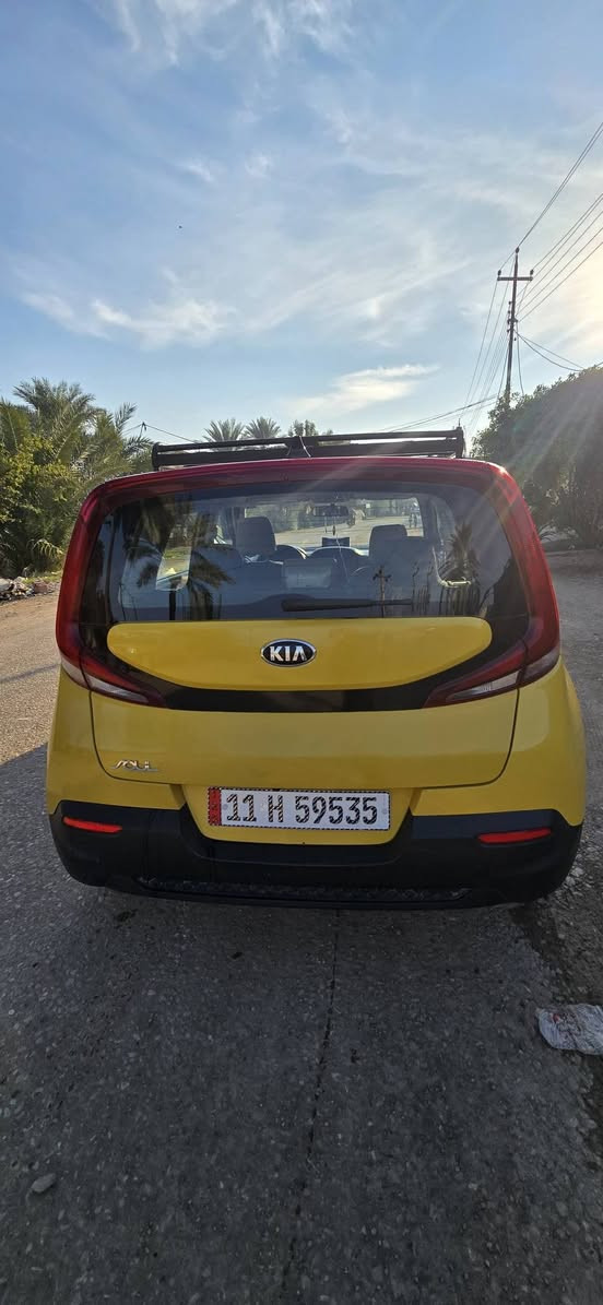 السلام عليكم 
لبيع كيا صول 
موديل 2020
رقم بغداد دولي تحويل مباشر 
مصفره هيه او غرامات
محرك 2000. دوش
كير محرك حداديه مكفولات
منضومة تبريد جديده 
تدفه شغاله 
منضومه مي جديده 
منضومه بانزين جديده 
تخم تاير جديد
بطاريه كوري اصلي جديده
سياره جاهزه من كل النواحي كبل لعمل 
علمن لون سياره بلادي اصفر بيه بس قطتين او نص صبغ
داخله السياره جديد
صور الحادث مال امريكا بلمنشور
العنوان ديالى قضاء الخالص 
التواصل والاستفسار على الرقم 
***********
