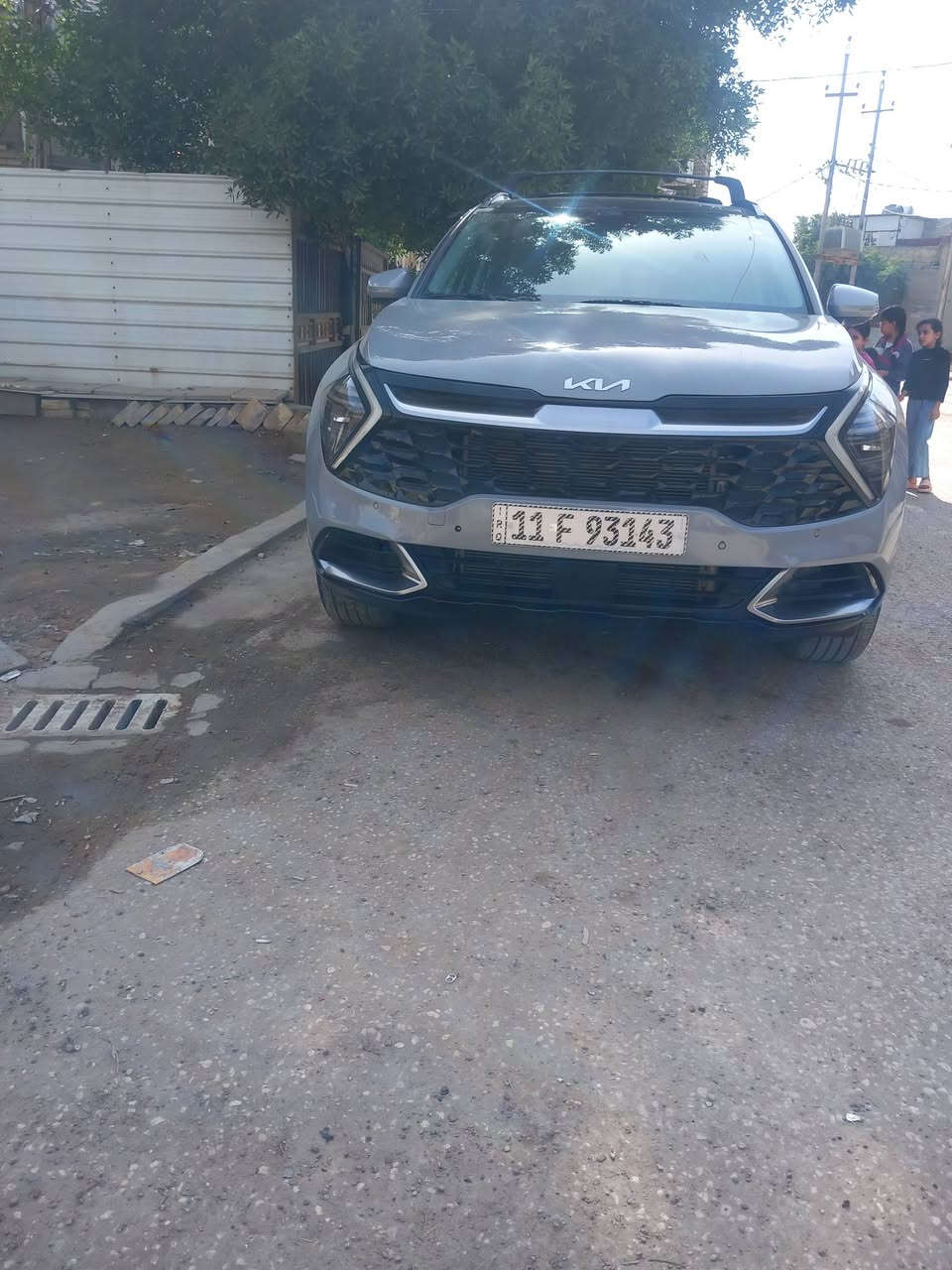 السلام عليكم كيا اسبورتج ٢٠٢٤فول وارد امريكي  رقم بغداد لون اسمنتي  ماشيه 10000 داخله ذوي الشهداء حادث ربع البنيد وغبق الجنطه امبدل السعر 210 اوبيهه مجال للاتصال ***********
