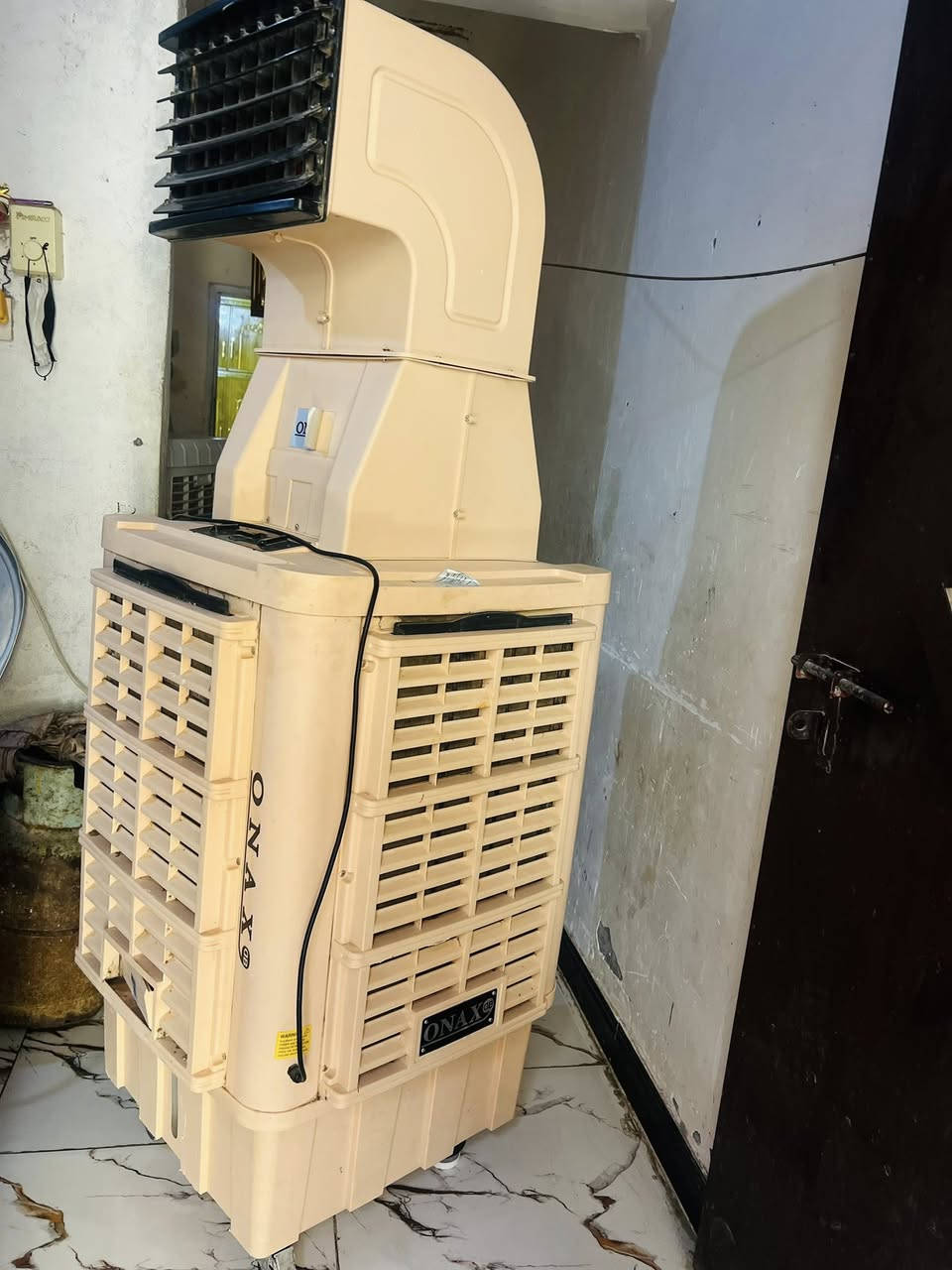مبرده نضيفه كلش استخدام قليل   تجي تفحص اي عطل او مشكله مابيهه
سعرها 250


**إذا كنت صاحب هذا الإعلان وتريد حذفه لأي سبب، رجاءا أرسل رسالة إلى الدعم الفني**