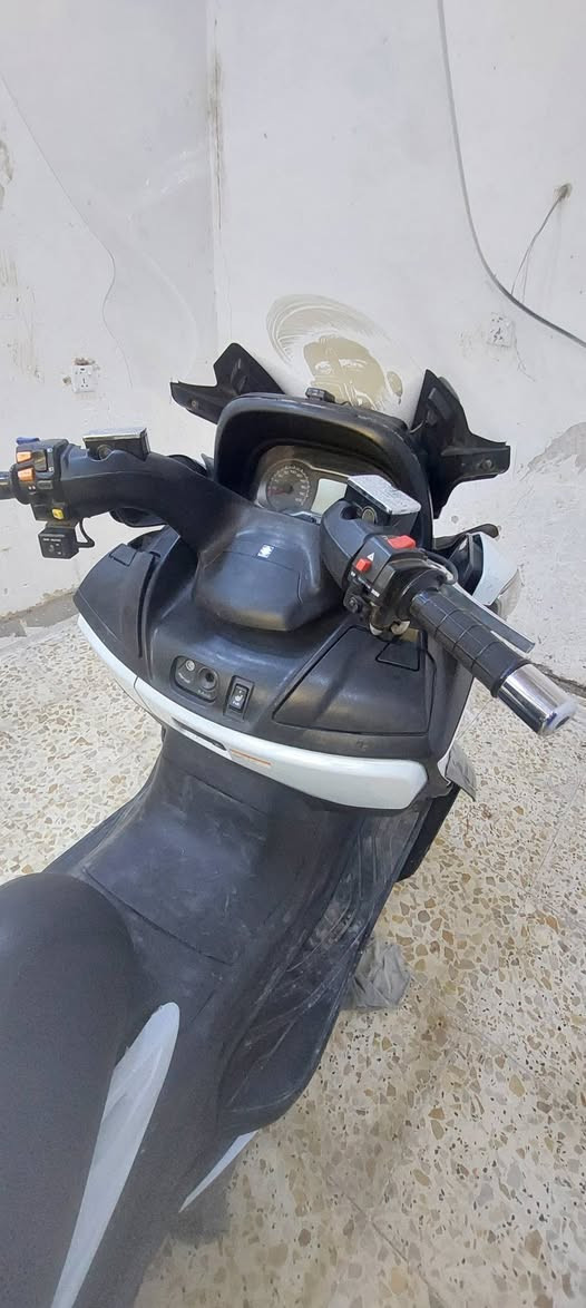 سلام عليكم سكاي وايف جيب فيتر وفحص مكفوله بيهة بس الجبنه  قفل من الاخير 18  ورقه عنواني بغداد ***********
