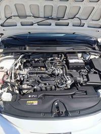 كورلا موديل 23 وارد امريكي بس بانزين حادث خلفي بدون ايرباك محرك 2000 م...