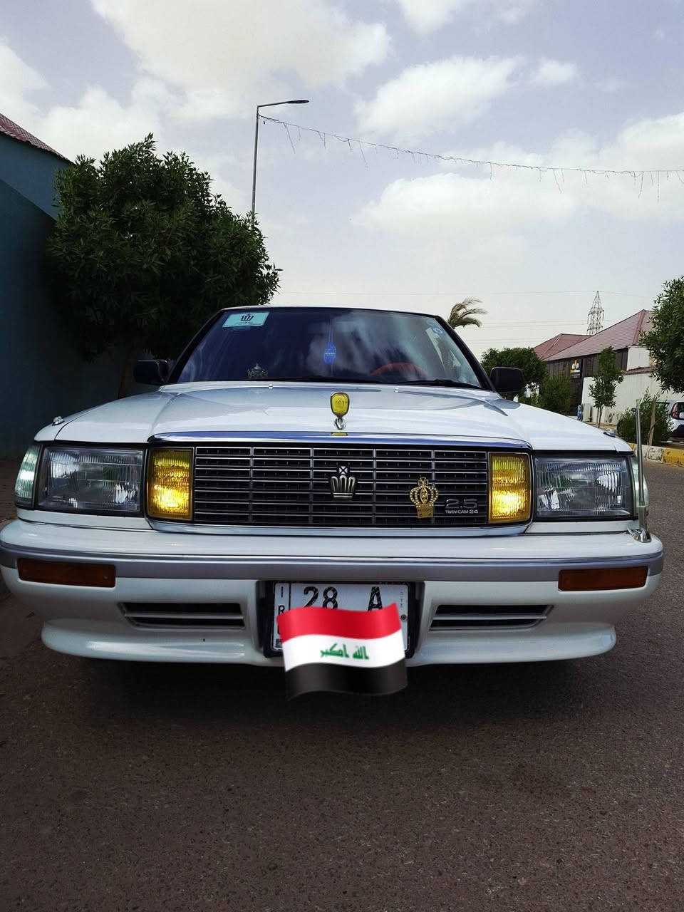 👑 هارتوب 👑 
_ موديل (1991) رقم نجف انكليزي بأسمي تحويل مباشر 
_ گير مكينه شرط الفحص لوز وجوز (VVT 2.5)  ✔️
_تبريد شرط منظومه كامله ثلج وأنطيك ضمان موسم كامل بلتبريد) شرررررررط ثلج ❄️
_الصبغ بيها الهلال الداير الخلفي  ،رش جماليه فقط شرط بدون معجون السياره ع بلاد 
_حداديه جديده + دبلات خلفي جديد ✔️
_لايت زنون شرط بليل من تشغله نهار ✔️
_دوشمه سستم كامل ✔️
_تخم تاير ✔️
_بردات خلفيه + ترتيبات كماليات السياره احلى من صور  ✔️

شراط ترايك 180 وتبريد ما ناقصها برغي السياره رتبتها بأيدي الله شاهد (شرط تاخذ سونار قبل الفحص وتقتنع يلا أبيع) 

السياره بكربلاء 

للأستفسار *********** اتصال أ واتس آب 

👑✔️
