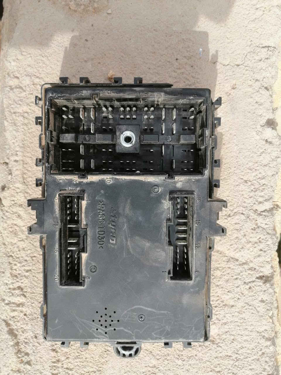 السلام عليكم تفصيخ افيو شتحتاج اغراض اتواصل مع الرقم *********** مكاني بالديوانيه
