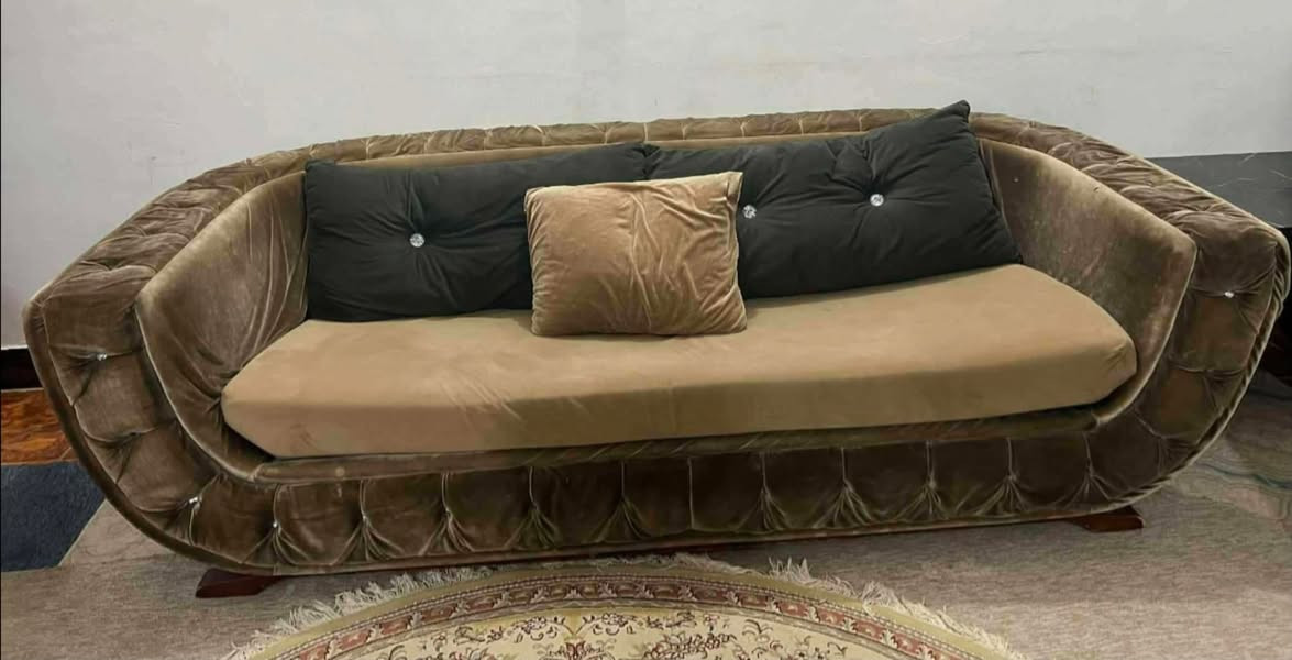 تخم للبيع ب٢٢٥ وبيه مجال 
تخم أمريكي 8 مقاعد ،درجة اولى نظيف


**إذا كنت صاحب هذا الإعلان وتريد حذفه لأي سبب، رجاءا أرسل رسالة إلى الدعم الفني**