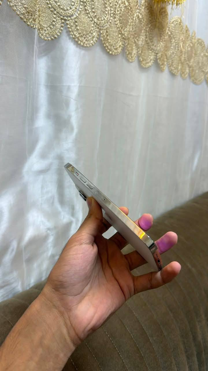 مرحبا 
تم افتتاح محل المنار للموبايل 
بمناسبة الافتتاح حنسويلكم عروض جدا قويه وهذا اول عرض وتابعوا الحساب لان حننشر عروض هواي 
ايفون 13 برو ماكس 
ذاكرة 256 
مبدل بطارية فقط قطعة اصليه من ابل 
كامل ملحقات 
شرق اوسط دبل خط 
ممبدل اي شي غير البطاريه 
السعر 300 وبي مجال الكم وتدللون علينا 
المكان ديالى جلولاء 
ومتوفر توصيل جميع المحافضات 5 الف دينار 
للتواصل واتساب *********** 
ماسنجر غير متواجدين
ادمن وافق ❤️
