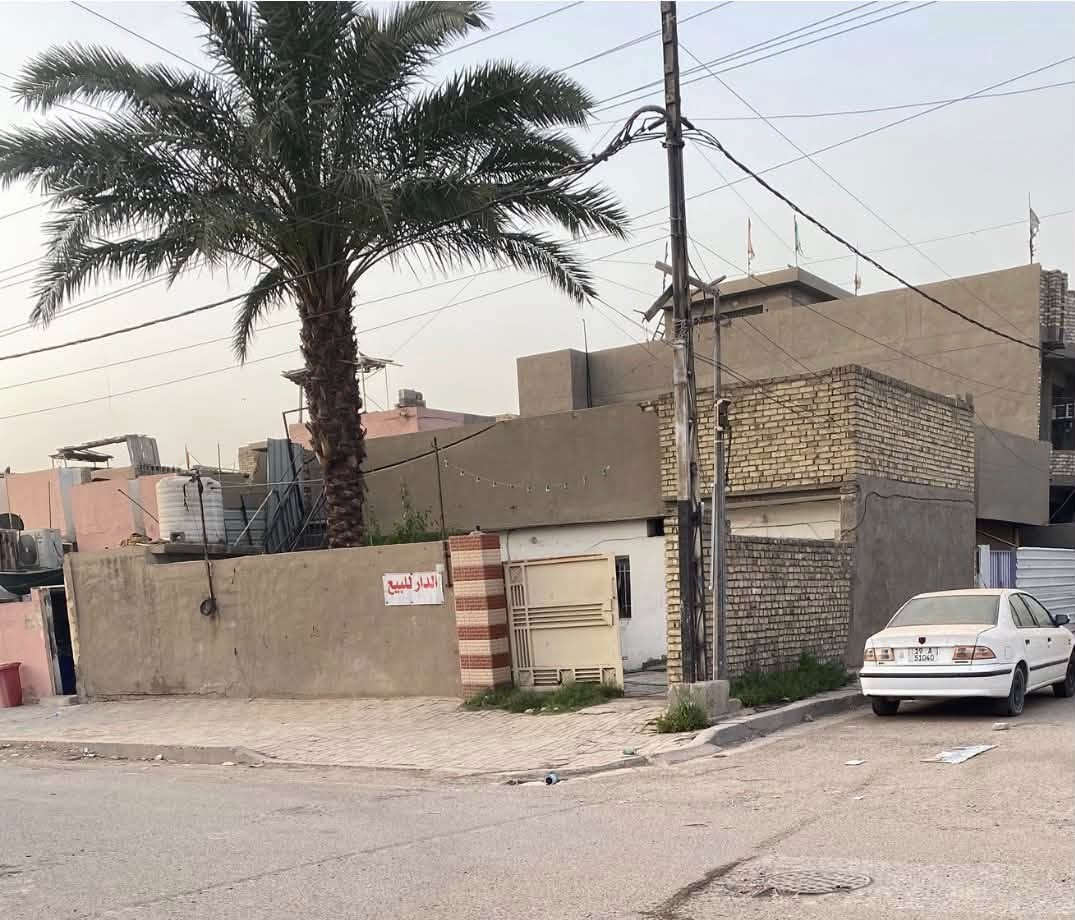 بيت ركن بلكماليه شارع كريدي للبيع 
مساحته 132 متر طابق واحد
غرفه نوم واستقبال وصاله ومطبخ 
***********

‭0773 266 8551‬
