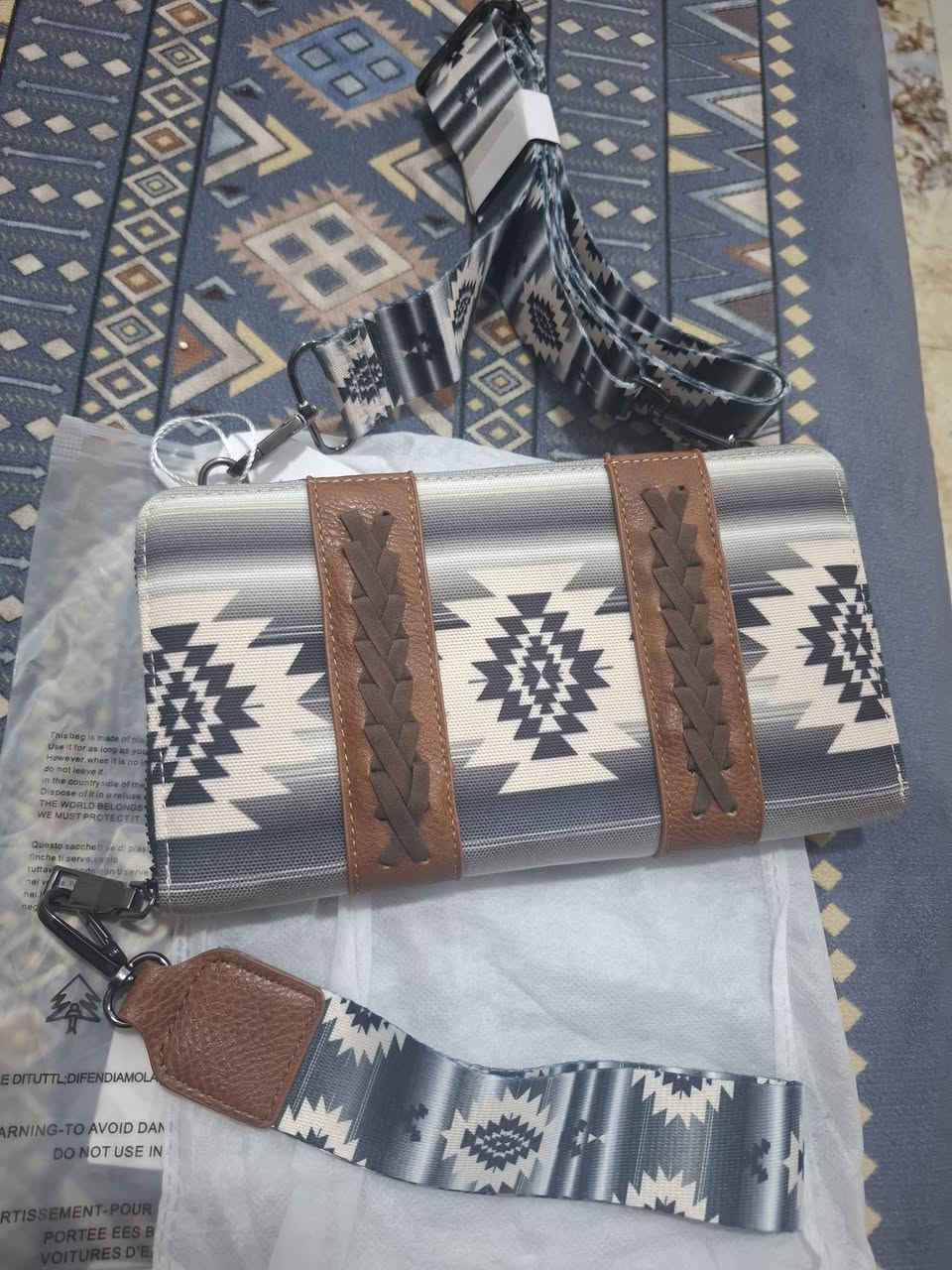 حقيبه بهالجمال كوالتي جدا عالي سعر ١٠ الاف


**إذا كنت صاحب هذا الإعلان وتريد حذفه لأي سبب، رجاءا أرسل رسالة إلى الدعم الفني**