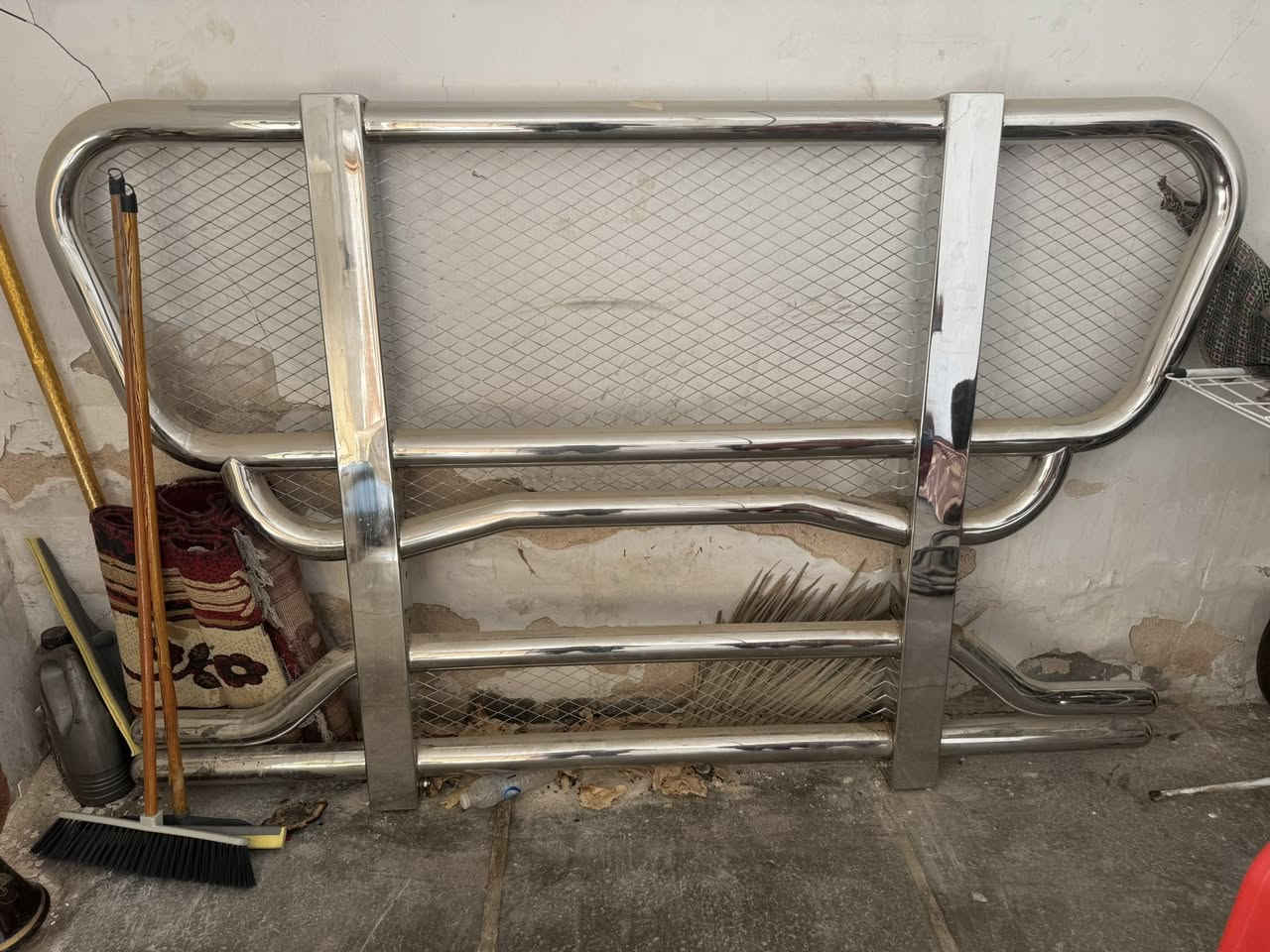 السلام عليكم 
درع سكانيا للبيع 

للاستفسار ***********
