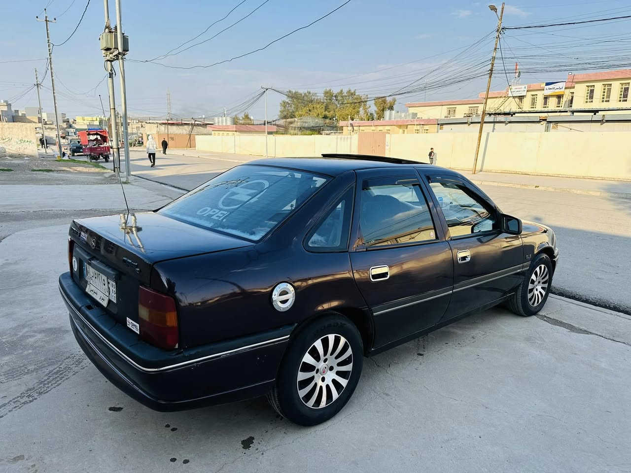 السلام عليكمً فكترا محركً١٦ موديل ١٩٩١ سنويه خضره مصبوغه جماليه وبيها كاربونً شرط تحويل السعر ٣٧ وبيها مجال 

العنوانً موصل الأيمن *********** ***********
