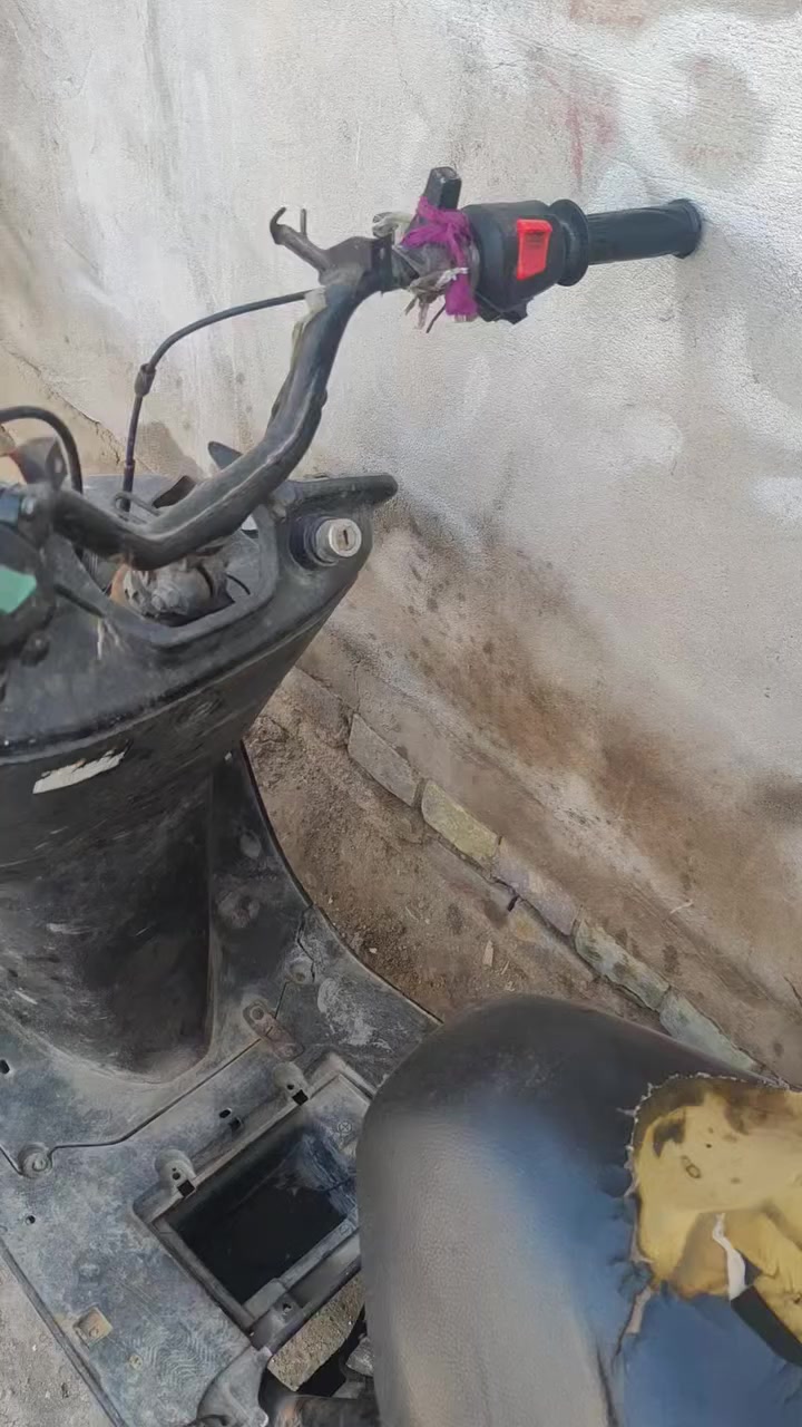 سلام عليكم دراجه شغاله ترايك للبصره ب١٢٥فقط بدون كهربائيات تشتغل هندر ١٢٥الف


**إذا كنت صاحب هذا الإعلان وتريد حذفه لأي سبب، رجاءا أرسل رسالة إلى الدعم الفني**