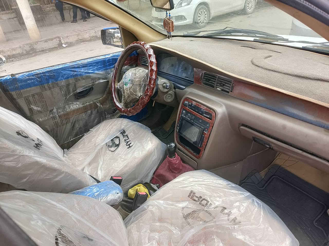 سيارة سمند جاهزه موديل 
2010 محرك كير دوشمه تخم تاير اتصال الرقم ***********
