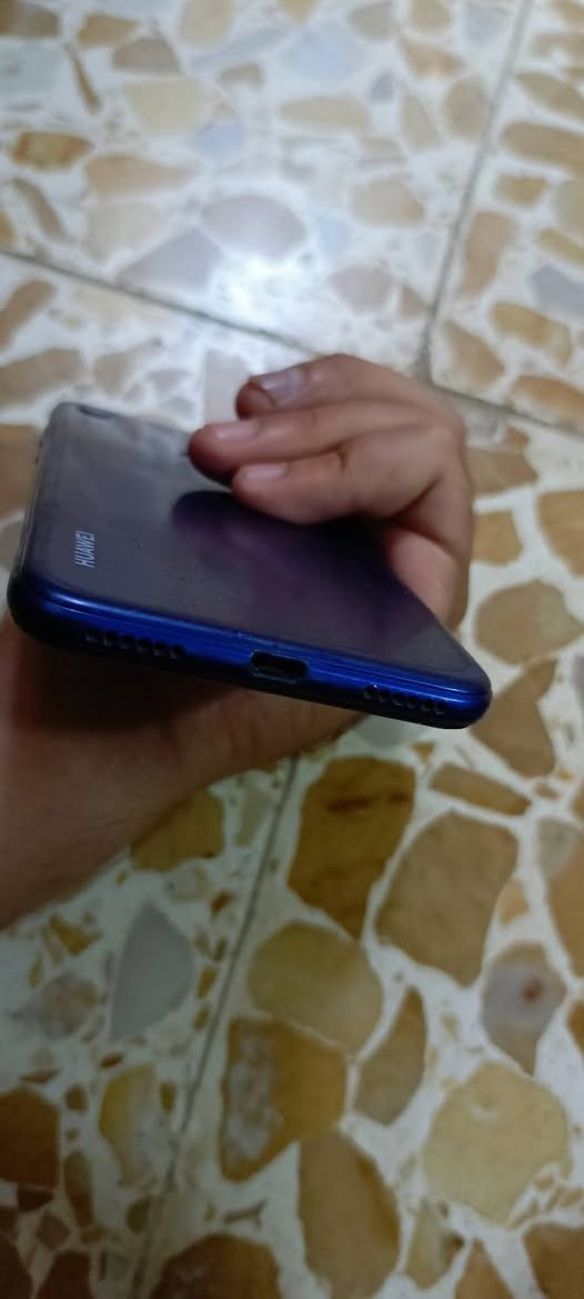 سلام عليكم تلفون للبيع Y6s للبيع
نظيف مابي شي بس فطر بل شاشه ماياثر وله يبين ناعم وفطر بل كامره الخلفية 

سعر 40بي مجال 

المكان موصل حي سومر نهايه 112

تواصل ***********
