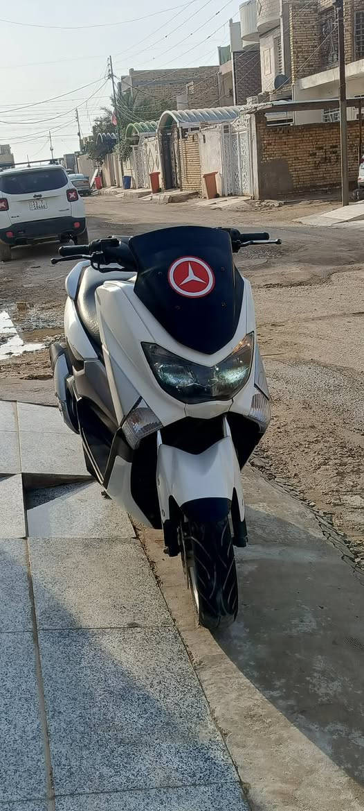 بسم الله الرحمن الرحيم 1️⃣دراجه بطح يوماها ان ماكس 2️⃣ حجم المحرك 150 CC مكفوله كفاله عامه من كلشي 3️⃣ لون ابيض مميز   4️⃣دراجه ما ناقصه كلشي وموجوده كدامك بل صور  5️⃣ التواصل على هاذه الرقم فقط واتساب ***********   👉🏼
