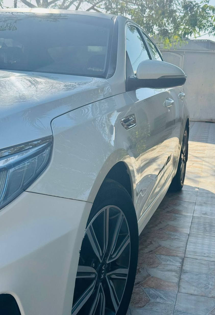 سلام عليكم 

كيا اوبتما ٢٠١٩  خليجي كفاله عامه
عده رصعه صغيره موضحه بالسونار 

مكينه ٢٤٠٠ مامفتوحه
ماشيه ١٣٤

رقم سليمانيه دولي باسمنه 
سنويه ل2030
جاهزه من كل النواحي

مكانها واسط/ النعمانيه 

السعر ب183وبيها مجال بسيط

***********
***********
