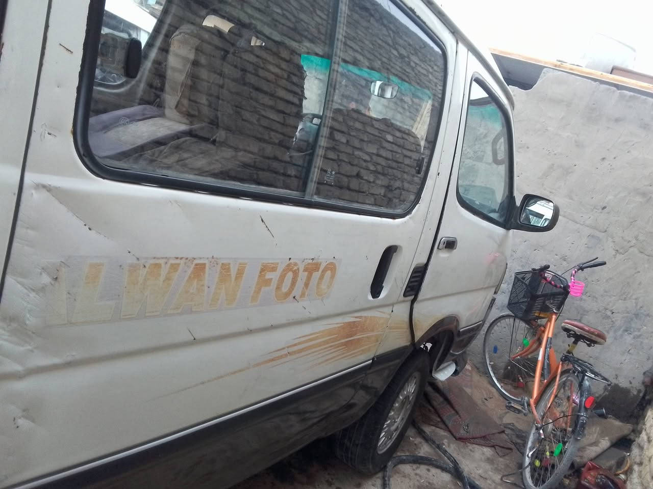 سياره فتون 2012 سنويه 2027 مصفره من كل شي 
سياره حره للبيع 40 
مكلف بالنشر
***********
