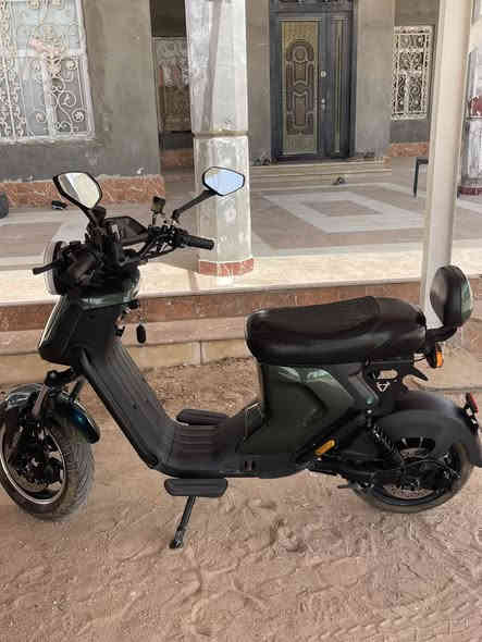 سلام عليكم دراجه من ماركة نيو اصليه بطاريه ليثيوم يولد هاي تختلف عن الموجوده بالسوك هاي ليثيوم ضل عندك عمر اقل شي 6 سنوات وتمشي هواي ومواصفاتها حلوه عالي ناصي رماش رباعيه دراجه ما ماشيه هواي ممشه قليل سعرها مليون وبيها مجال مكاني البصره الزبير اي استفسار هاذ رقمي ***********
