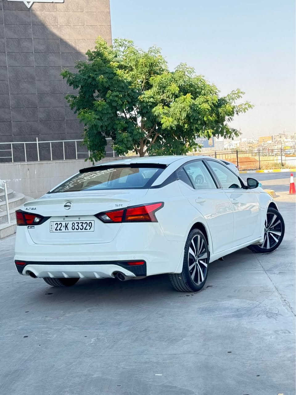 نيسان التيما 
موديل/2022
محرك/2.5
لون/ ابيض
مواسفات/ SR
كشنات هيتر و كشنات كهربائي و كشنات جلد
ويلات بلادي SR اربع طايرات جديد تخم خلف و امامي كلش مظبوط ما بية نقص
بيها ثلاثة قطعة بابين و جاملغ خلفي 
خلف و امامي كبس ما بية اي ظربة 
ماشي ٩٤ كيلو متر سيارة كلش نضيف 
سيارة بسمي 
مكان/ كركوك 
رقم موبايل / ***********
***********
كورك بي واتساب 
سعر/ ١٤٦ مجال Singapore
