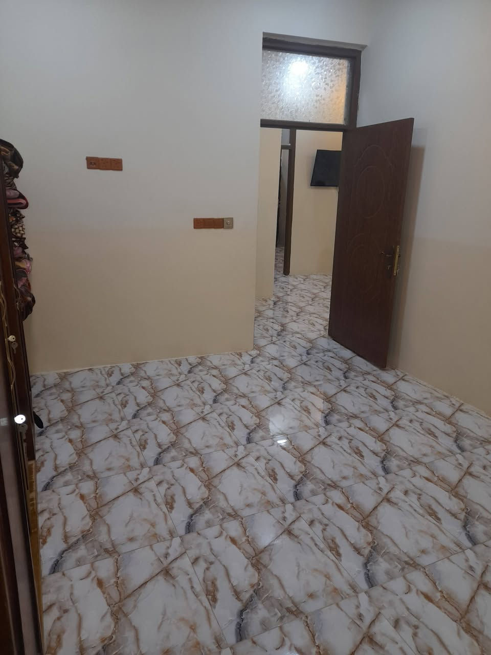 السلام عليكم
دار للبيع المساحه ١٠٠ متر الوجه ٧ والنزال ١٥
طابو زراعي سند٢٥ 
كاطون الرازي خلف ملعب احمد راضي 
***********
غير متواجد ع فيس @إشارة
