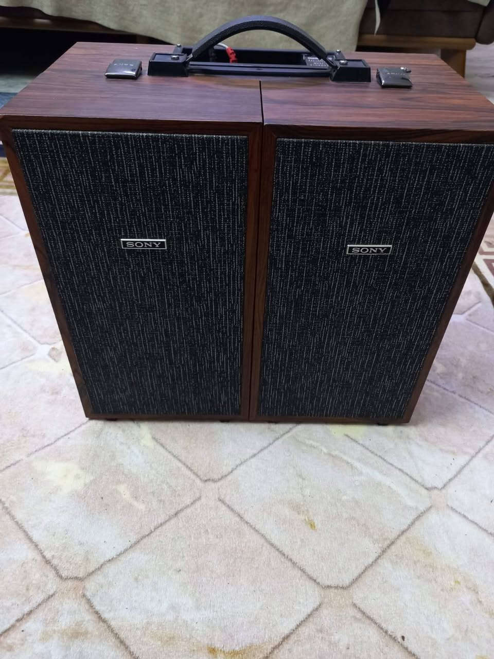 مسجل تيب ياباني نظافه ١٠٠٪ السعر ٢٧٥ الف السعر بي مجال
*********** وتساب
