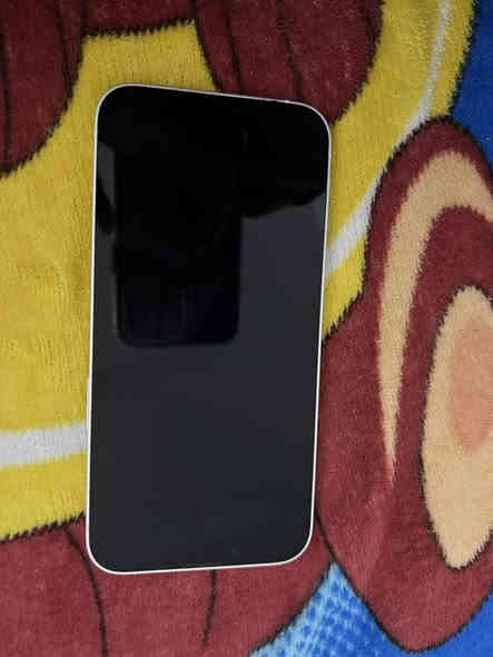 سلام عليكم آيفون 13عادي بطاريه 85نضافه الجهاز 100/100
شخط واحد مابي سعره 550 قفل مو شراي اعبر المنشور أبو400لاتعلق اتصل ‭0788 469 4954‬
