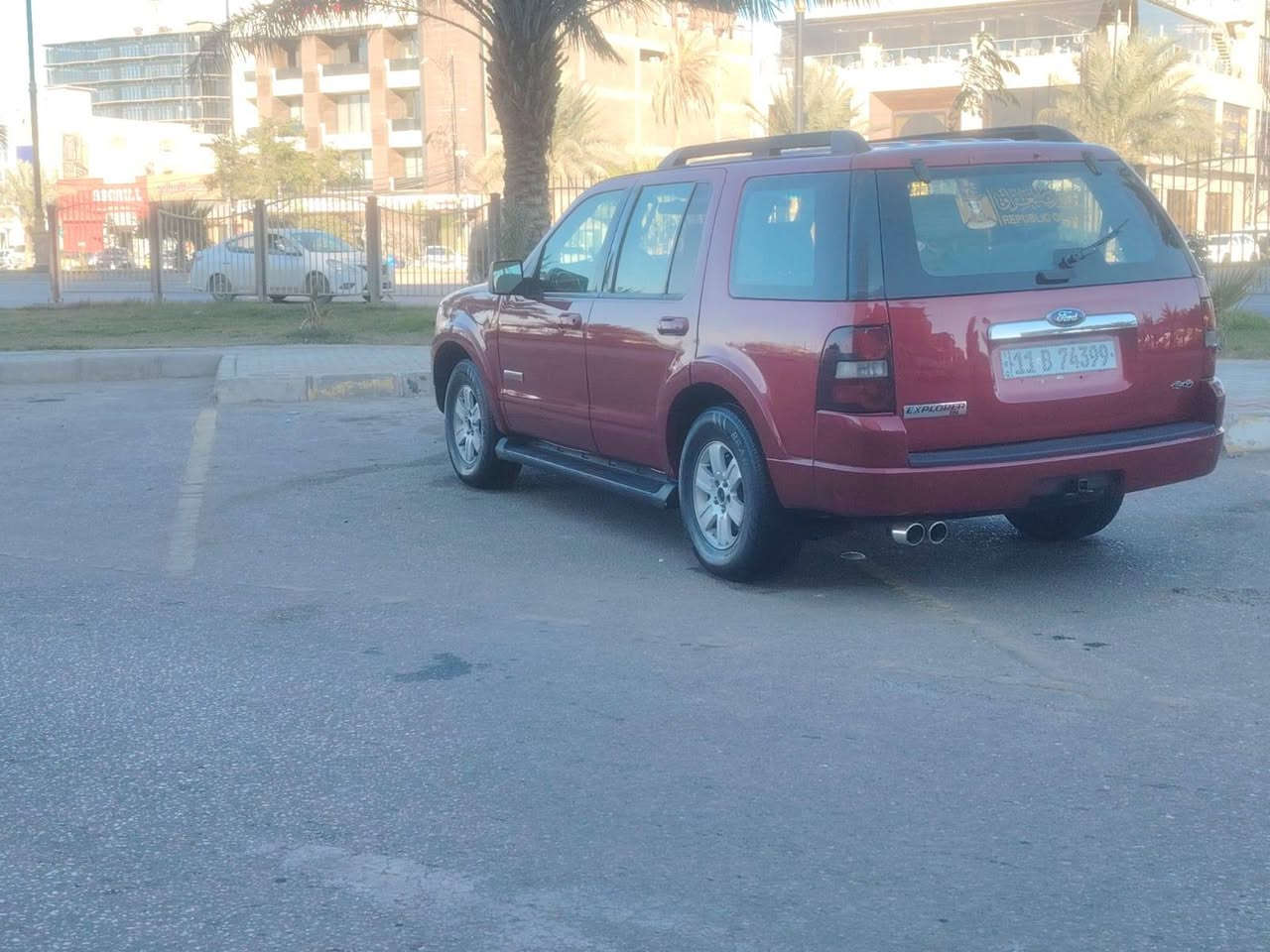 فورد اكسبلور 2008 خليجي السعر 88 وبيها مجال  لاستفسار *********** رقم بغداد الدولي سنويه لل30 فول مواصفات كشنات كهرباء 7راكب 3قطع تبريد تحكم ستيرن وبعد بيها مواصفات محرك 6 سلندر محرك وگير مكفولات مكفوله ضربه و التبديل بيها رشات كلير مكان السياره كربلاء المقدسه
