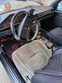 مرسيدس • موديل ١٩٨٩ • رقم مميز