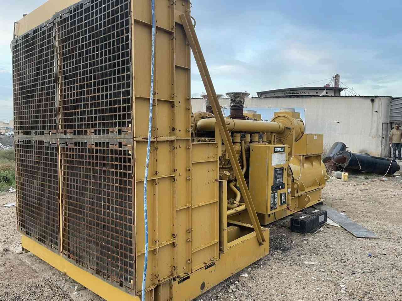 مولدة كتر پلر
3516B 
موديل ٢٠١٠ 
ماشية ٦٠٦٣ 
كلو مزبوت 
*********** 
كورك *********** 
مكن اربيل
