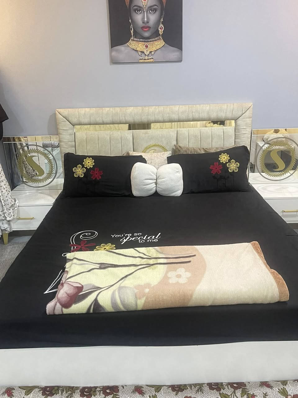 غرفة نوم ٧ قطع
***********
