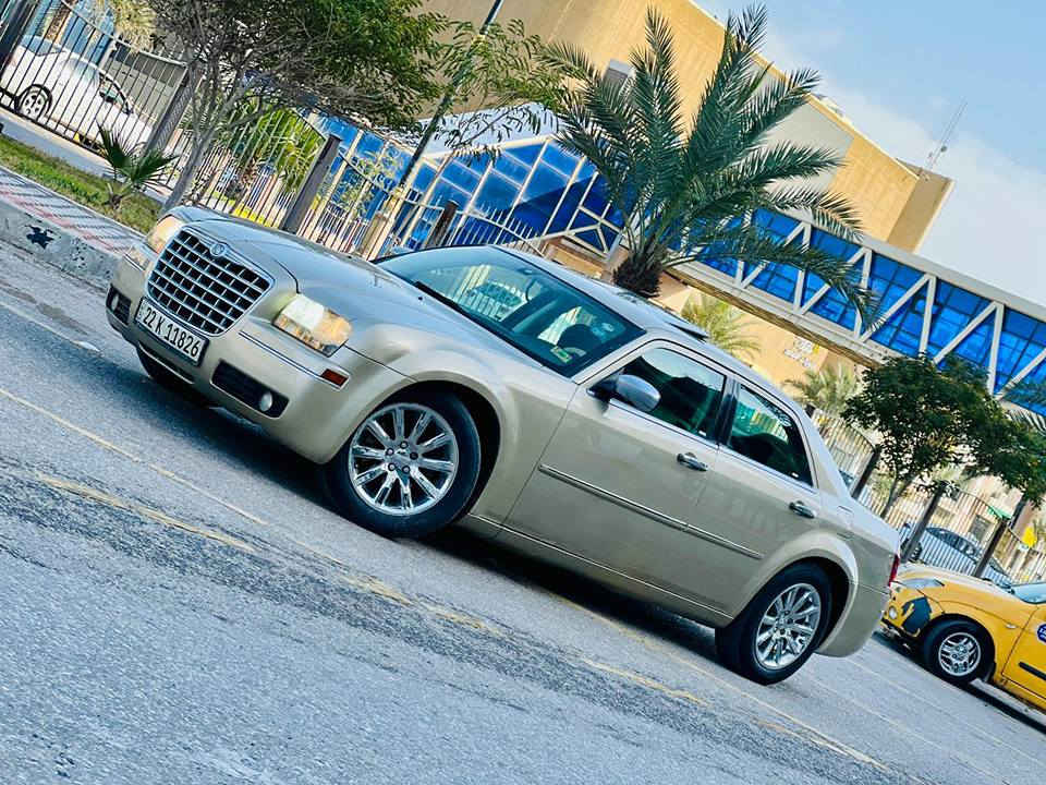 أوباما مديل 2010 سعر 112 قابل للتفاوض الأستفسار اتصل *********** وراد امريكي حادثها جاملغ امامي فقط فول مواصفات فتحه سقف تحكم ستيرن شاشة كبيرة كامره خلفيه كشنات كهربائي قطعتين تبريد حساسات مكينه 3600 مكينه وكير مكفولات حداديه جديده تخم تاير تبريد تدفئه شغال رقم أربيل نكليزي سنويه 29 مكان سياره كربلاء كربلاء, العراق
