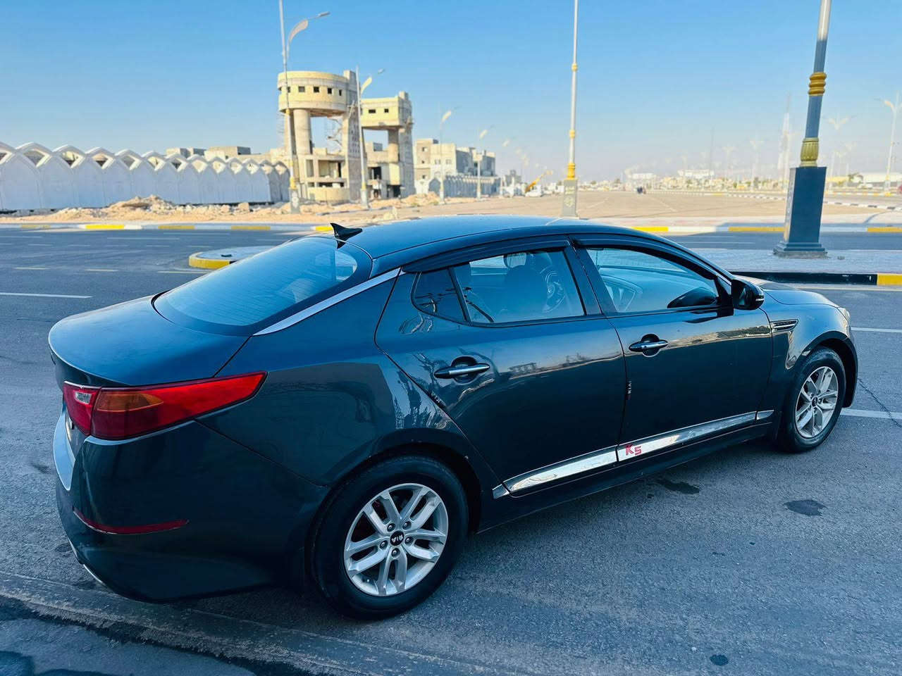 وبتيمه موديل 2014 وارد خليجي سياره مكفوله من الضربه وتبديل بيه رشات صبق أثر شخوط سعره 108بيه مجال رقم هاتف ***********سياره فول مواصفات ماعده فتحه شاشه كامره خفيه بصمه تشقيل بصمه ابواب كشنات جلد كشنات كهربائي شاير بل مري حساسات خلفية ماميه تدفئه تبريد بل كشنات  محرك دوش محرك وكير كفاله حداديه تخم تاير جديدات مكان سياره كربلاء مكلف بل نشر
