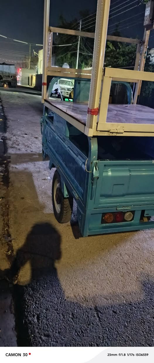 سلام عليكم ستوته شحن جديده موديل 26 الحجم الكبير بطاريات دبل ستوته جاهزه مال عصائر من محجر ونشرات وخلاطات تاخذه تطلع عل باب الله جاهزه من كلشي السعر مليون 300 الشراي يراسل واتساب ***********
